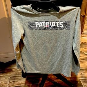 Kids Medium NFL Nike Patriots shirt